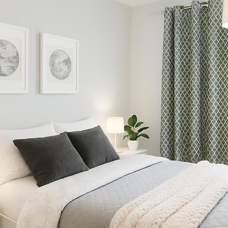 Beautiful Bright Three Bedroom House In Brighton And Hove With Free Parking エクステリア 写真
